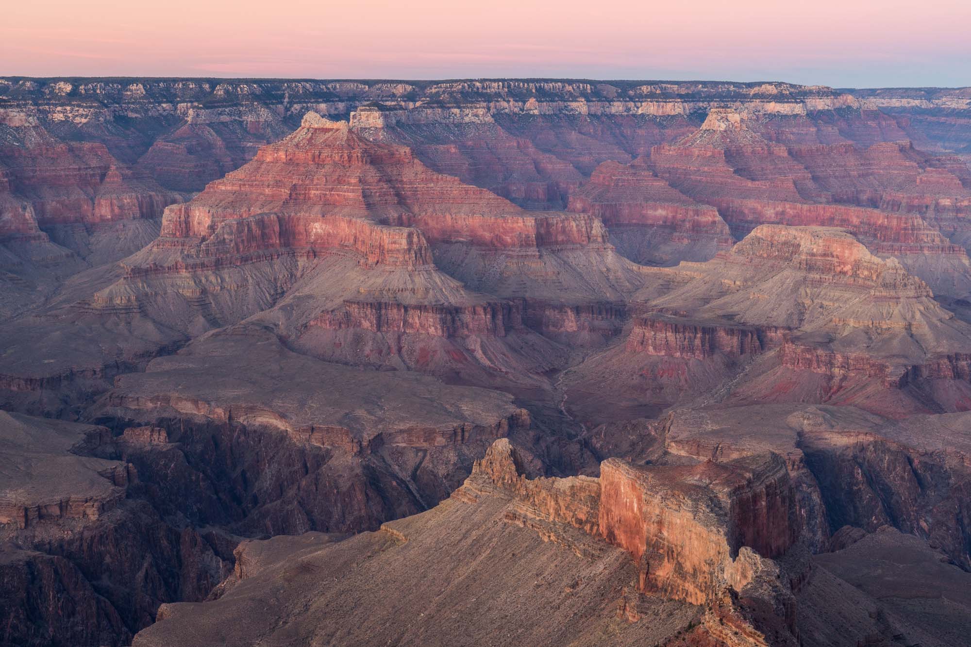 Sunrise,Over,The,Grand,Canyon,In,Grand,Canyon,National,Park.